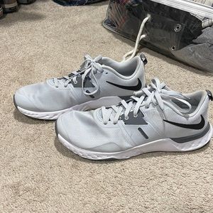 Mens nike sneakers